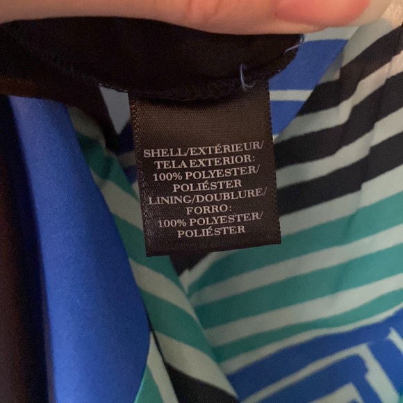 GORGEOUS Ann Taylor chevron-printed dress, size 0P - Picture 5 of 5